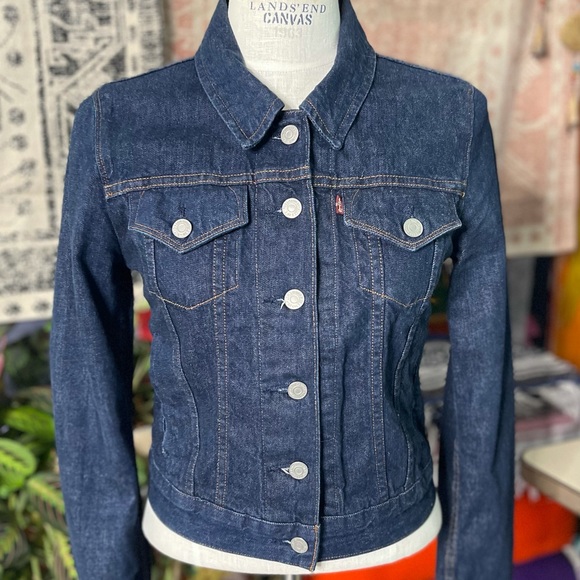 Levi’s Denim Jean Jacket Red Tag XS Trucker Coat